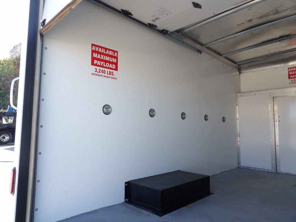Used 2022 Ford Transit 350 DRW RWD image 39
