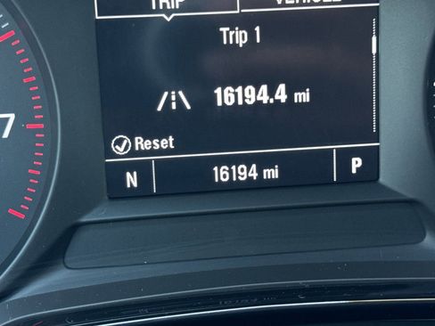 Used 2024 Chevrolet Trax LS w/ LS Convenience Package FWD image 25