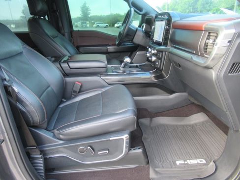Used 2021 Ford F150 Lariat AWD/4WD image 10