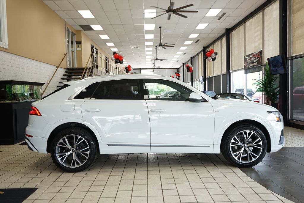 Used 2023 Audi Q8 Premium Plus AWD/4WD image 19