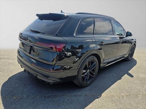 Used 2025 Audi SQ7 Premium Plus AWD/4WD image 3