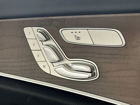 Used 2022 Mercedes-Benz E 350 Sedan image 9