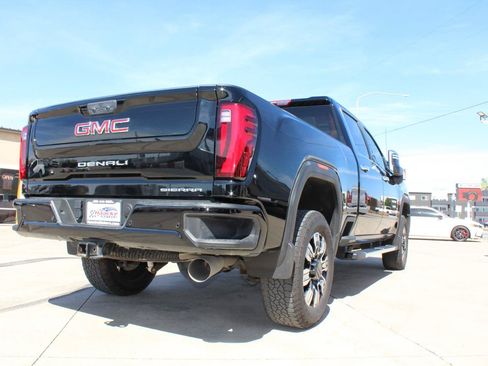 Used 2024 GMC Sierra 3500 Denali w/ Denali Reserve Package AWD/4WD image 75