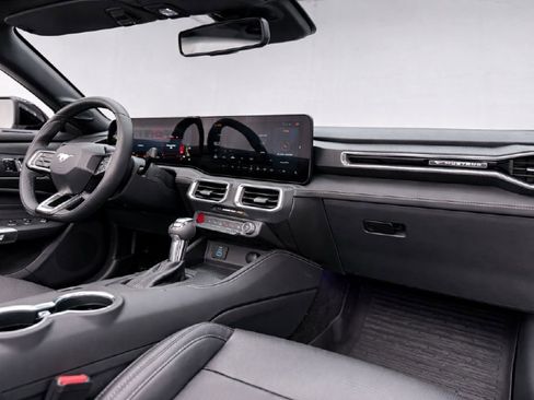 Used 2026 Ford Mustang Premium image 36