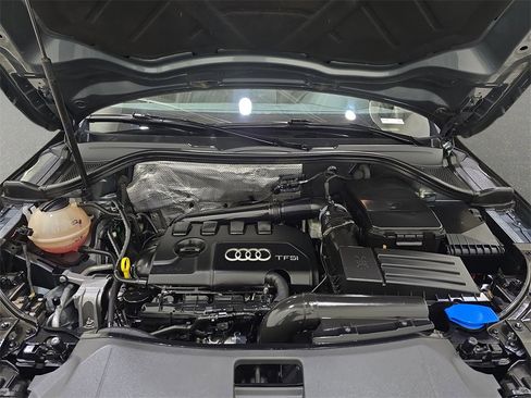 Used 2016 Audi Q3 2.0T Prestige w/ Prestige Package image 34