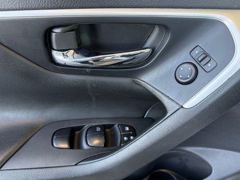 Used 2018 Nissan Altima 2.5 S w/ S Convenience Package image 13