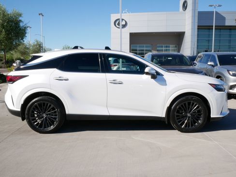 Certified 2025 Lexus RX 350h w/ Convenience Package image 13