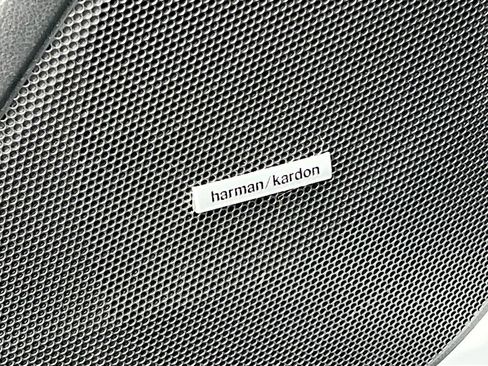 Used 2023 Subaru Forester Touring image 19