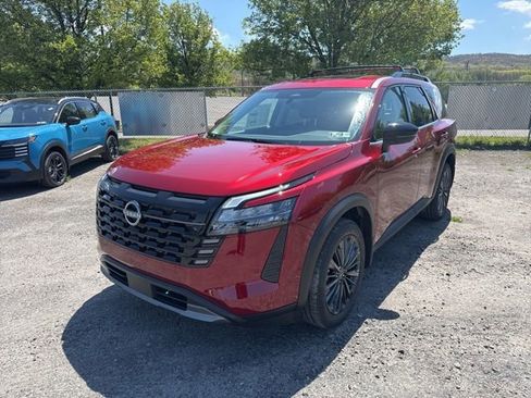 New 2026 Nissan Pathfinder SL w/ SL Premium Package AWD/4WD image 25