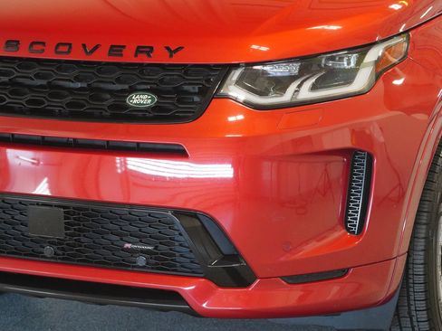 Used 2023 Land Rover Discovery Sport SE R-Dynamic AWD/4WD image 6