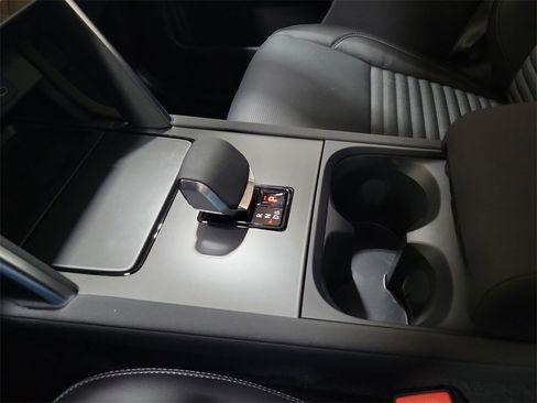 New 2024 Land Rover Discovery Sport Dynamic SE image 20