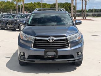Used 2016 Toyota Highlander XLE video 2