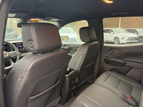 Used 2026 GMC Canyon Elevation w/ Convenience Package image 15