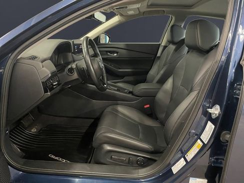 Certified 2024 Honda Accord EX-L image 9