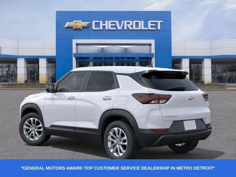 New 2026 Chevrolet TrailBlazer LS w/ LS Convenience Package FWD image 4