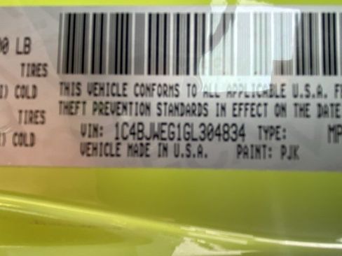 Used 2016 Jeep Wrangler Unlimited Sahara w/ Max Tow Package image 25