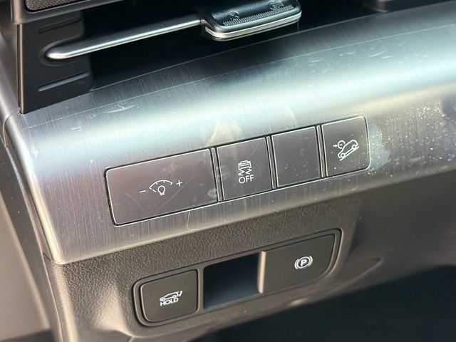 New 2026 Hyundai Kona Limited FWD image 10