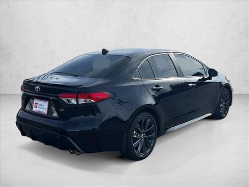 Certified 2025 Toyota Corolla SE image 5