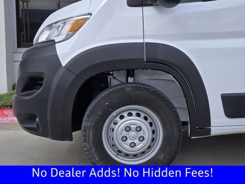 Used 2025 RAM ProMaster 2500 w/ Convenience Group image 8