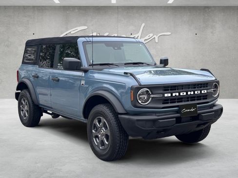 Used 2025 Ford Bronco Big Bend image 2