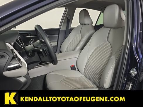 Used 2022 Toyota Camry SE w/ Cold Weather Package AWD/4WD image 24