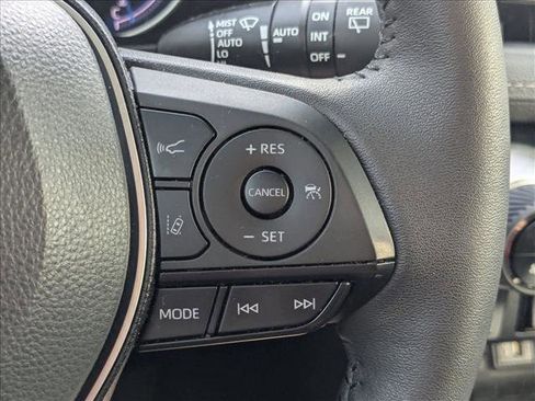 Used 2024 Toyota RAV4 XLE Premium image 5