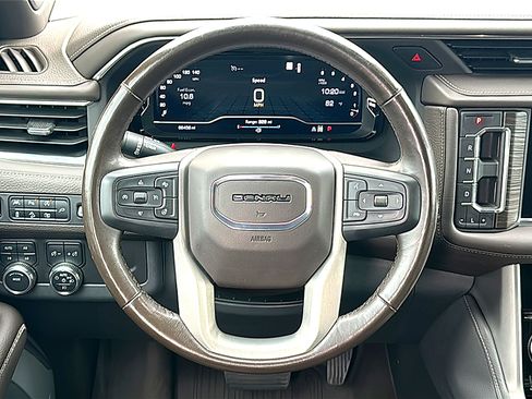 Used 2022 GMC Yukon Denali AWD/4WD image 30