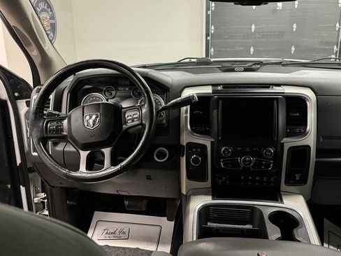 Used 2017 RAM 3500 Big Horn image 29