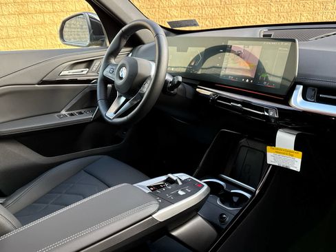 New 2026 BMW X1 xDrive28i w/ Convenience Package image 8