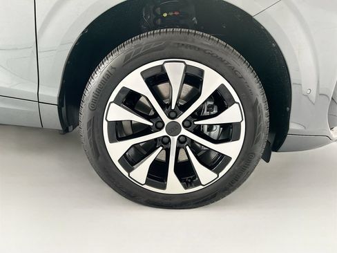 Used 2026 Audi Q3 quattro 2.0T w/ Driver Assistance Package AWD/4WD image 31