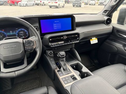 Used 2026 Toyota Land Cruiser w/ Premium Package AWD/4WD image 18