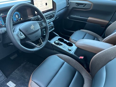 New 2025 Ford Bronco Sport Outer Banks w/ Outer Banks Tech Package+ image 11