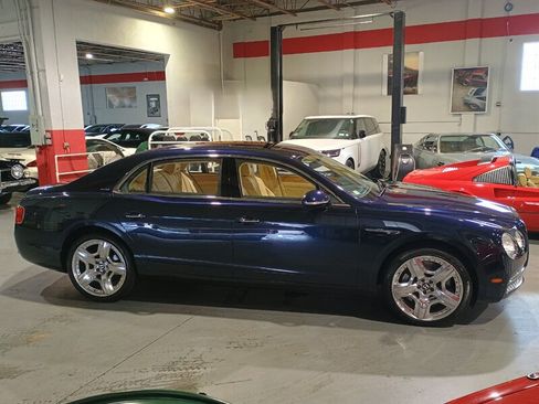 Used 2014 Bentley Flying Spur W12 AWD/4WD image 7
