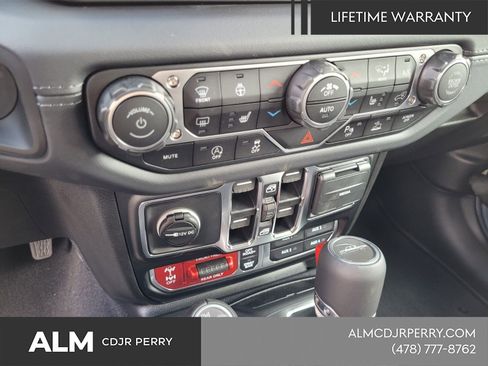 New 2025 Jeep Gladiator Rubicon w/ Safety Group AWD/4WD image 21