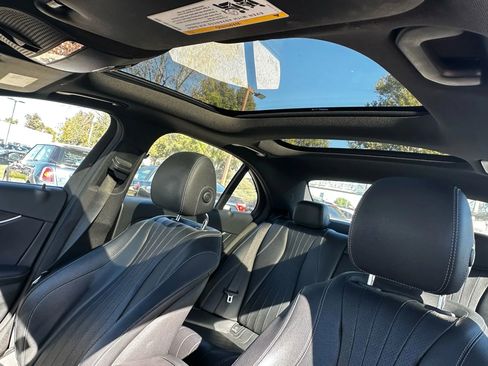 Used 2019 Mercedes-Benz E 300 image 15