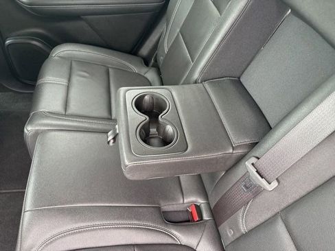 Used 2023 Chevrolet Blazer LT FWD image 33