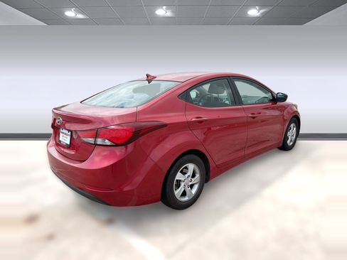 Used 2015 Hyundai Elantra SE image 8