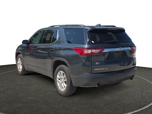 Used 2019 Chevrolet Traverse LT AWD/4WD image 3