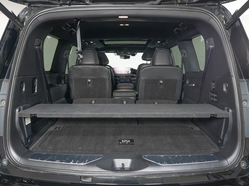 Used 2025 INFINITI QX80 Autograph w/ Autograph Exterior Package image 13