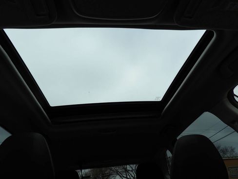 Used 2021 Subaru Forester Premium image 44