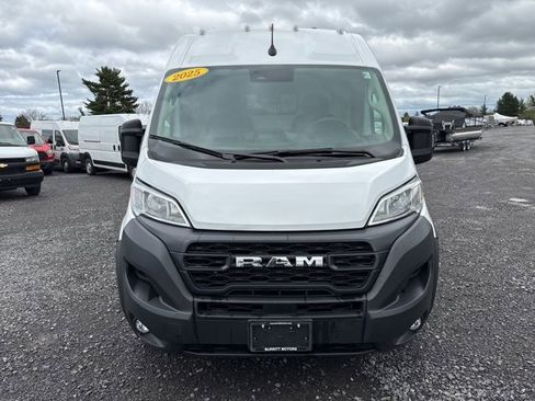 Used 2025 RAM ProMaster 3500 w/ Convenience Group image 3