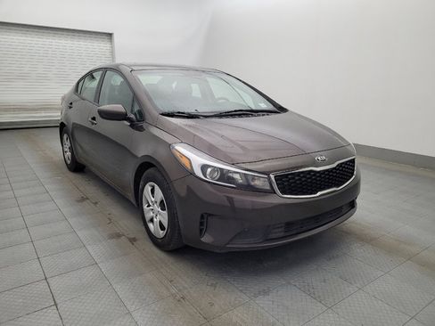 Used 2017 Kia Forte LX w/ LX Popular Package image 13