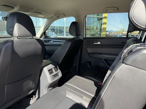 Used 2022 Volkswagen Atlas SE FWD image 34