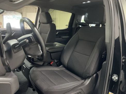 Used 2023 Chevrolet Silverado 1500 LT AWD/4WD image 11