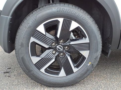 New 2026 Nissan Kicks SV w/ Cold Weather Package AWD/4WD image 6