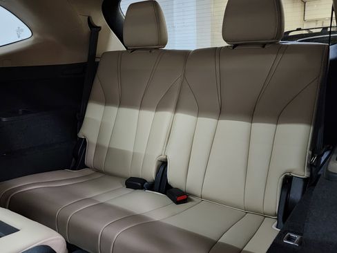 Certified 2024 Acura MDX SH-AWD w/ Technology Package image 19