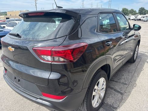Used 2023 Chevrolet TrailBlazer LS image 8