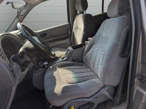 Used 2003 Chevrolet TrailBlazer 2WD image 8