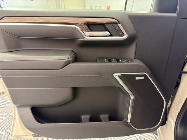 New 2026 Chevrolet Silverado 1500 RST AWD/4WD image 13