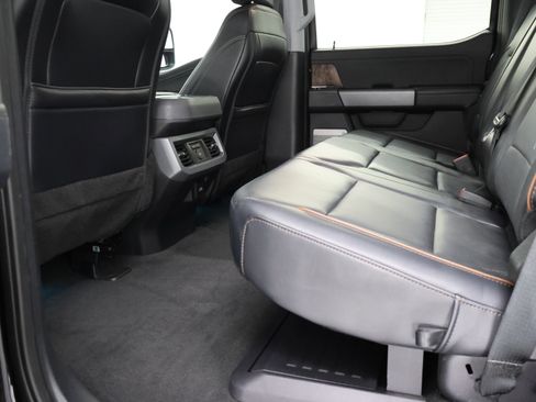Used 2025 Ford F350 Lariat w/ Lariat Ultimate Package AWD/4WD image 38